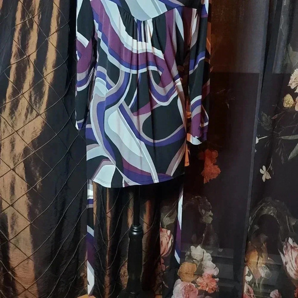 Jessica | Retro Pucci Vibe Top  Never Worn - Picture 6 of 16